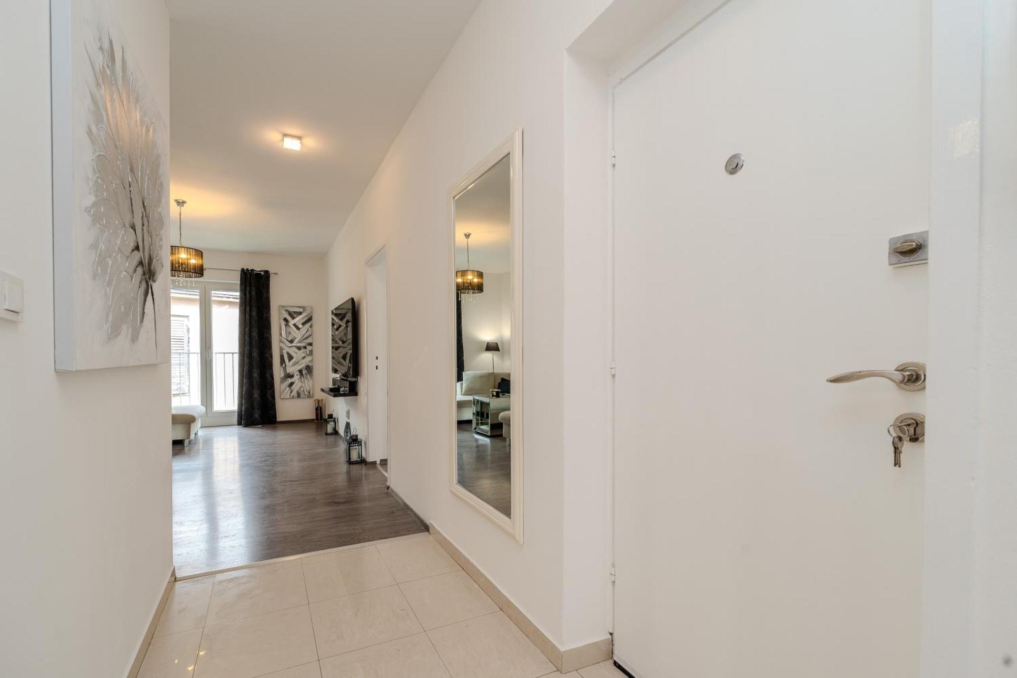 Zadar Center Apartment Verdi,Big & Cosy Ngoại thất bức ảnh