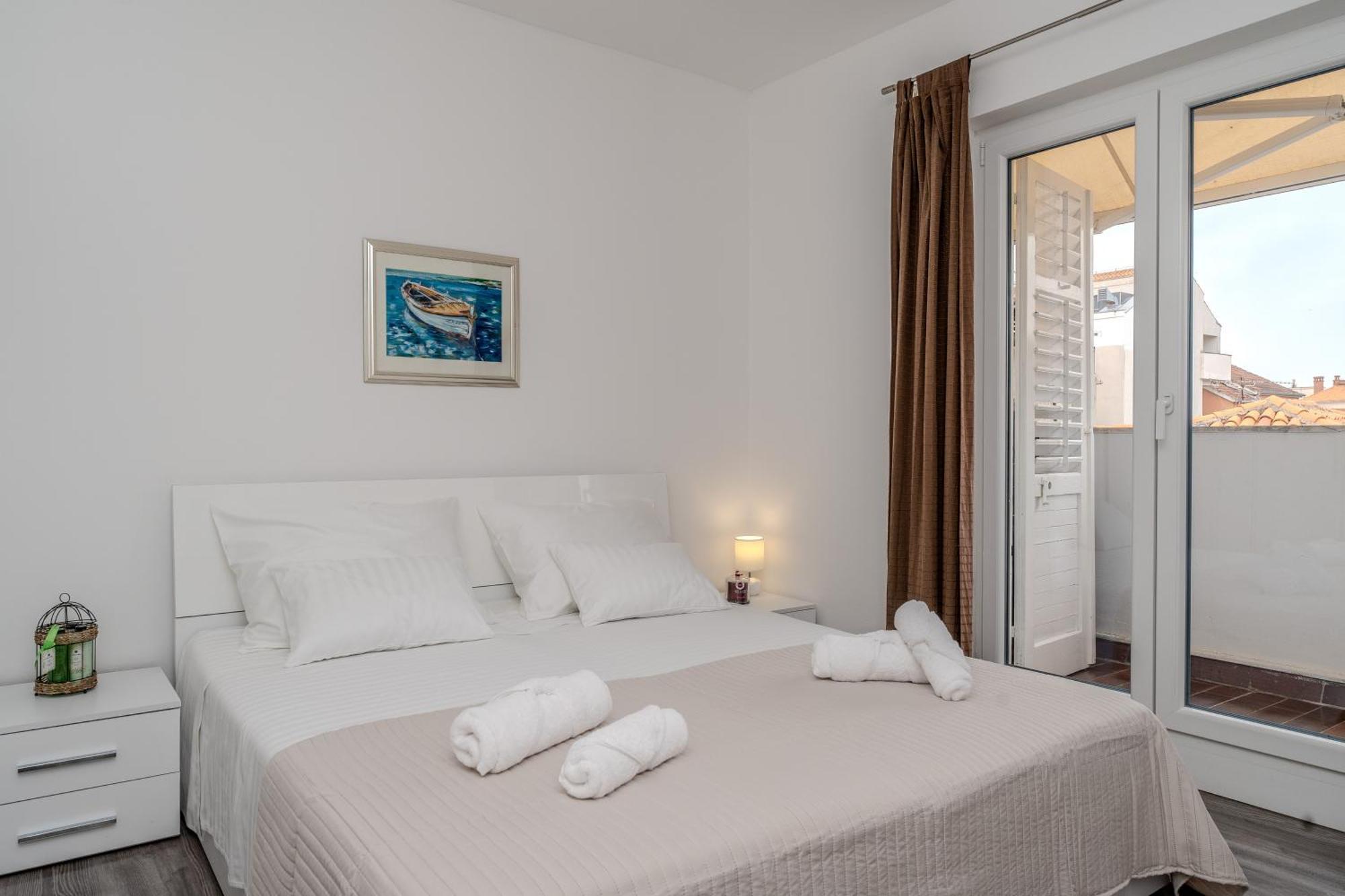 Zadar Center Apartment Verdi,Big & Cosy Ngoại thất bức ảnh
