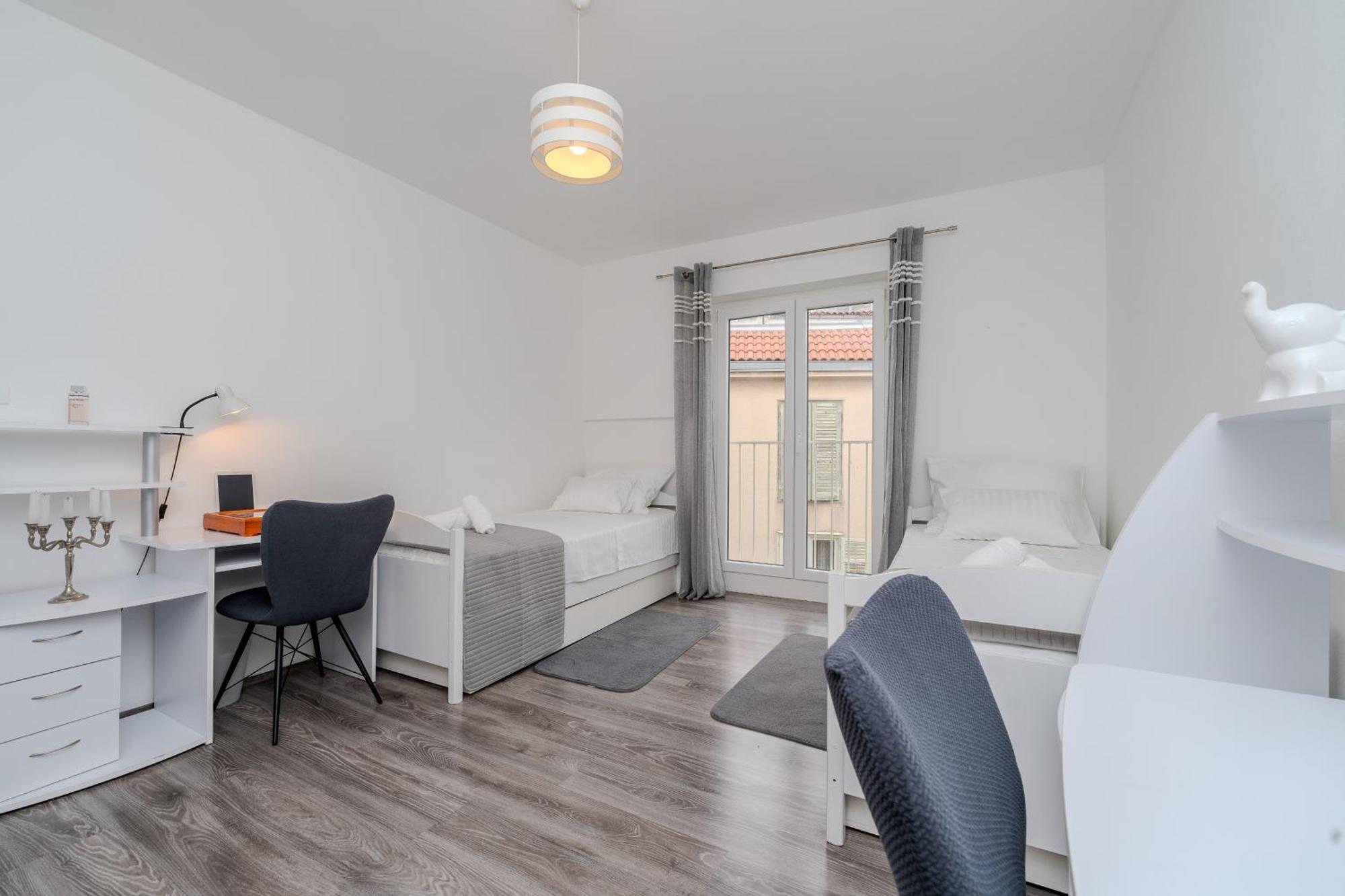 Zadar Center Apartment Verdi,Big & Cosy Ngoại thất bức ảnh
