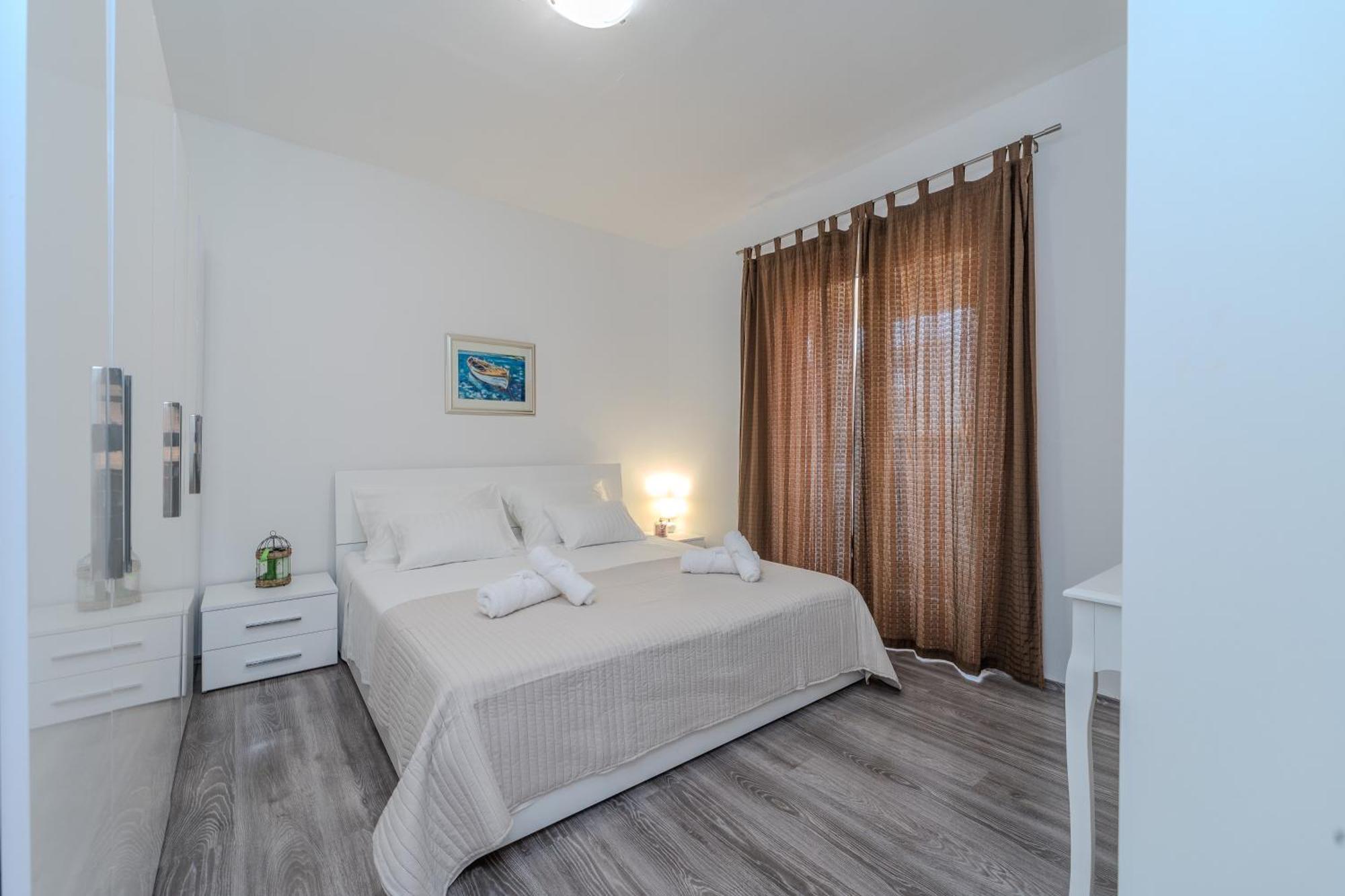 Zadar Center Apartment Verdi,Big & Cosy Ngoại thất bức ảnh