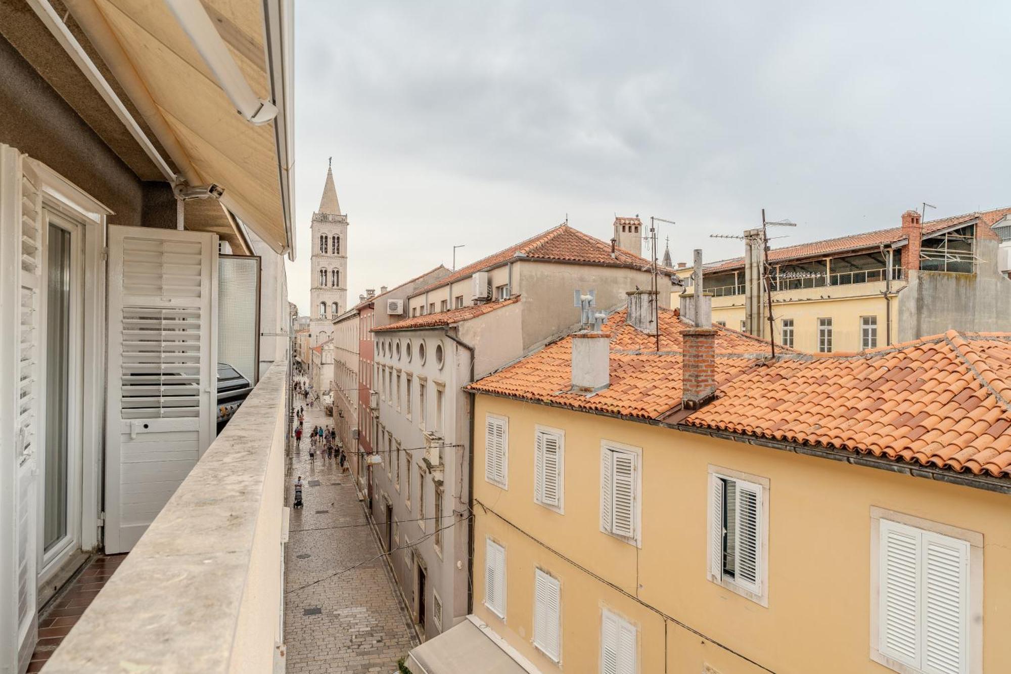 Zadar Center Apartment Verdi,Big & Cosy Ngoại thất bức ảnh