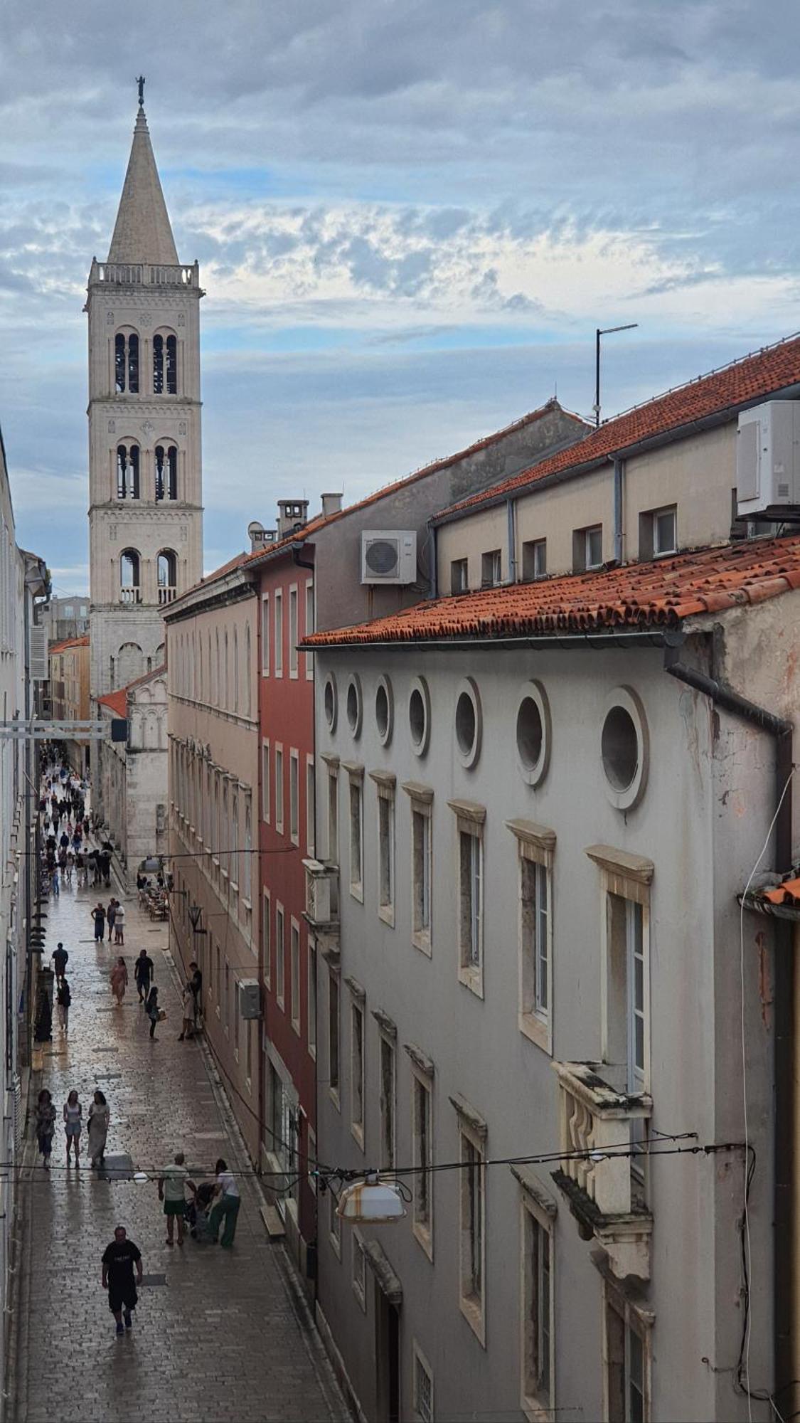 Zadar Center Apartment Verdi,Big & Cosy Ngoại thất bức ảnh